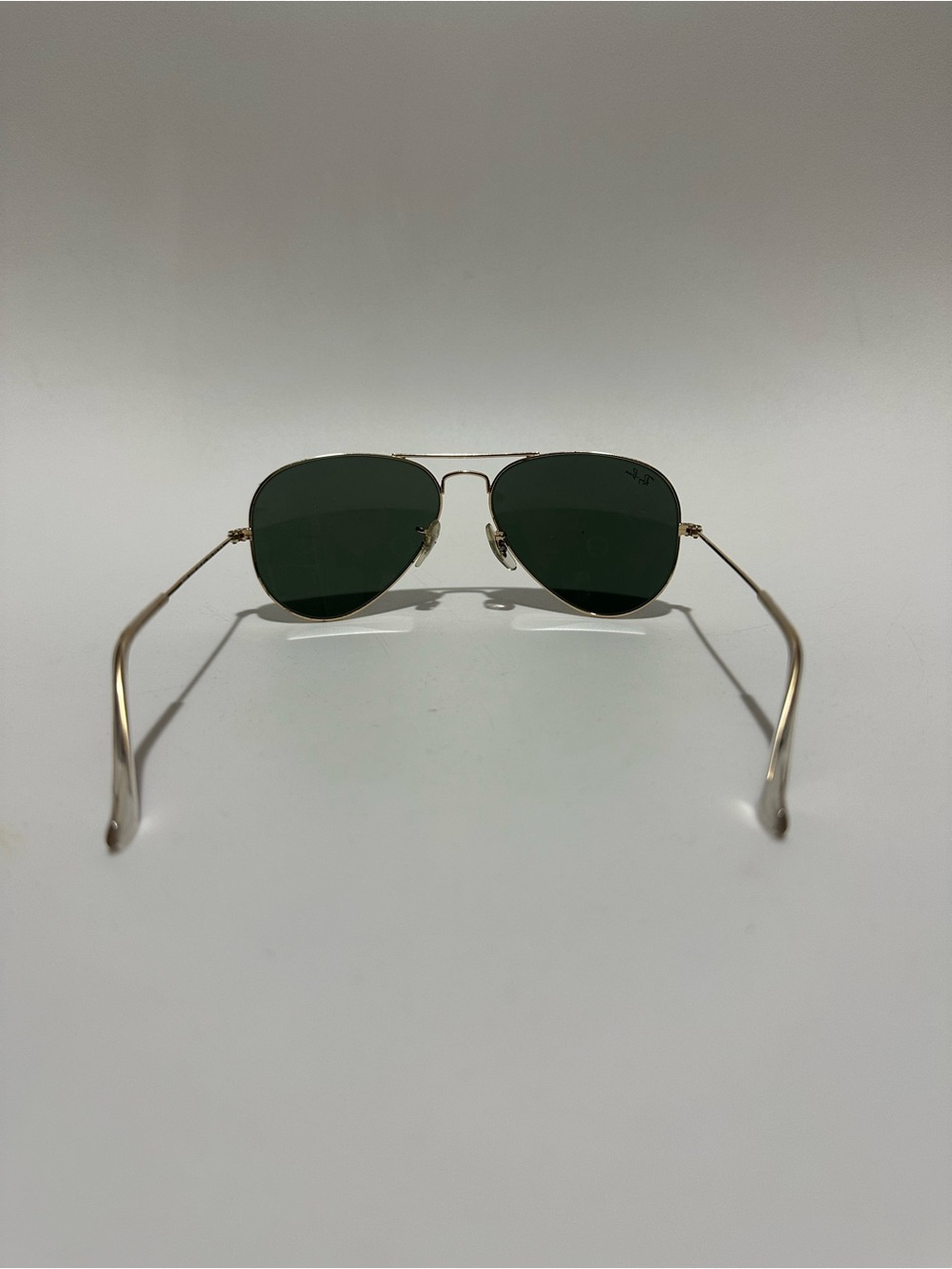 Ray-Ban RB3025 Aviator Classic Sunglasses - Picture 3 of 9